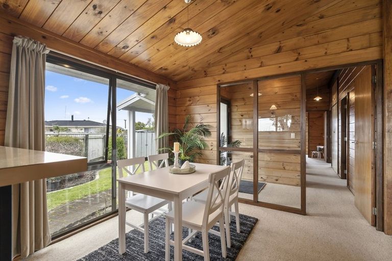 Photo of property in 27 Sole Avenue, Bell Block, New Plymouth, 4312