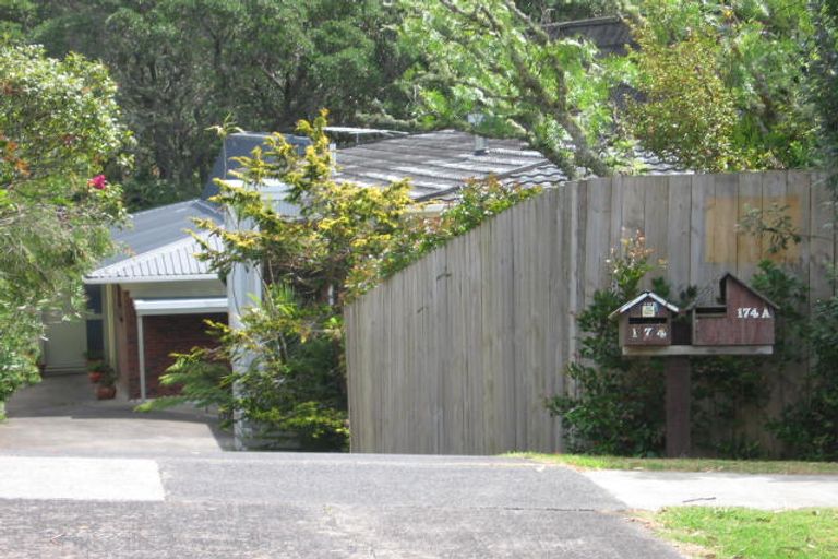 Photo of property in 1/174 Beach Road, Campbells Bay, Auckland, 0630