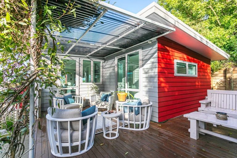 Photo of property in 54 Ocean Beach Road, Tairua, 3508