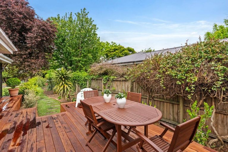 Photo of property in 201 Wairakei Road, Bryndwr, Christchurch, 8053