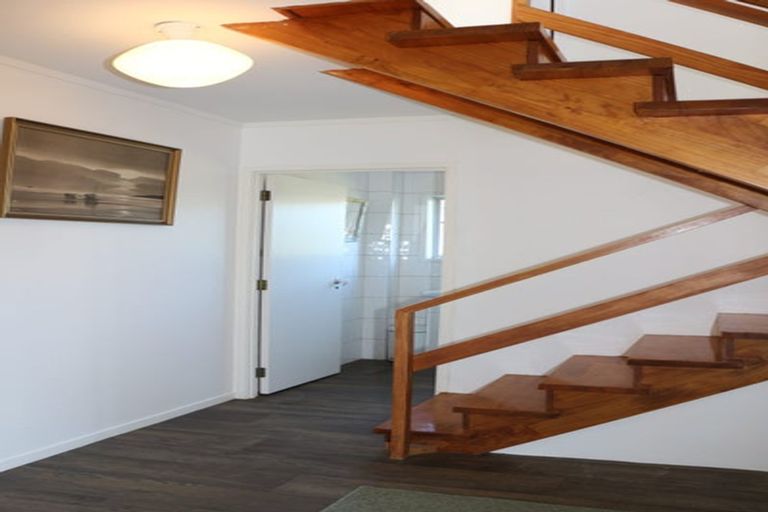 Photo of property in 20 Hardy Place, Cooks Beach, Whitianga, 3591