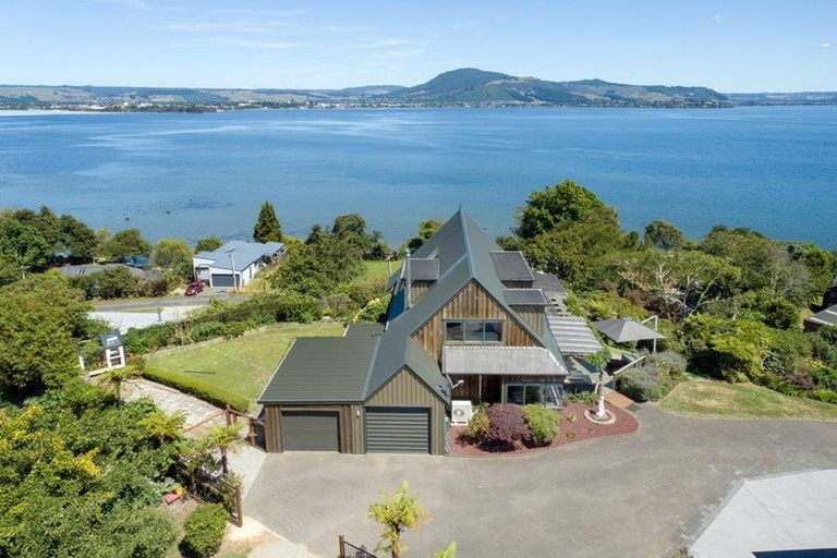 Photo of property in 18b Iriirikapua Parade, Owhata, Rotorua, 3010