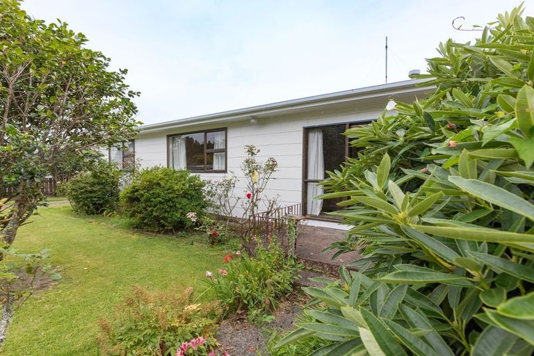 Photo of property in 80 Main Road, Harihari, 7884