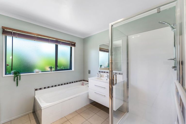 Photo of property in 40 Country Palms Drive, Halswell, Christchurch, 8025