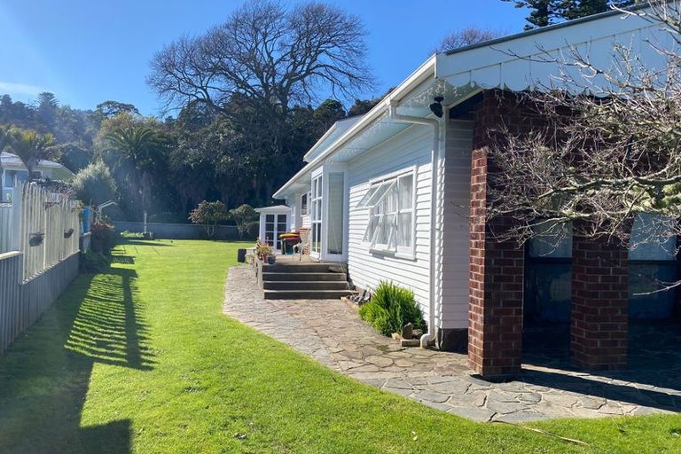 Photo of property in 208 Parawai Road, Thames, 3500