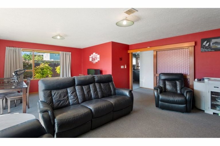 Photo of property in 2/18 Peer Street, Upper Riccarton, Christchurch, 8041
