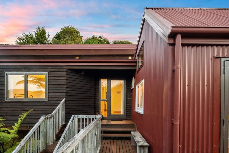 Photo of property in 542 Moetapu Bay Road, Moetapu Bay, Picton, 7282