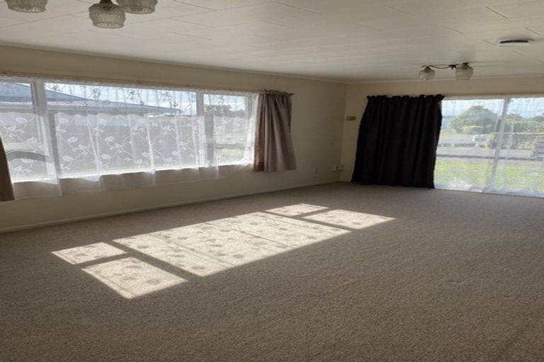 Photo of property in 26 Oxford Street, Taradale, Napier, 4112