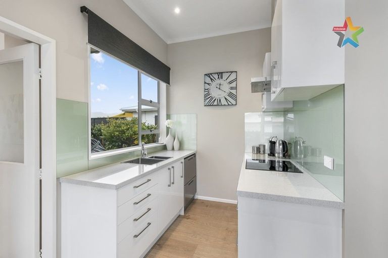 Photo of property in 17 Tennyson Street, Petone, Lower Hutt, 5012