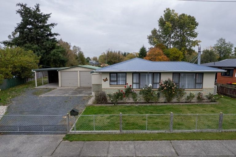 Photo of property in 19 High Street, Milton, 9220