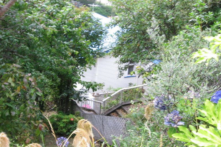 Photo of property in 9 Hoggard Street, Vogeltown, Wellington, 6021