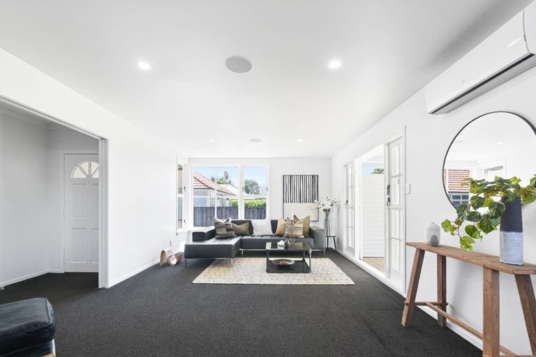 Photo of property in 47 Montgomery Crescent, Bader, Hamilton, 3206