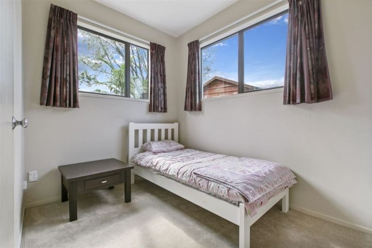 Photo of property in 79 Albatross Road, Red Beach, 0932