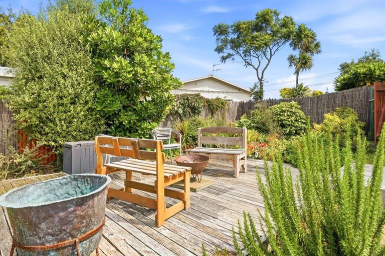 Photo of property in 17 Sarjeant Street, Gonville, Whanganui, 4500