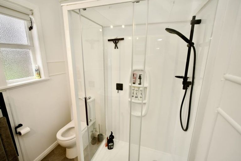 Photo of property in 78 Savage Crescent, West End, Palmerston North, 4412