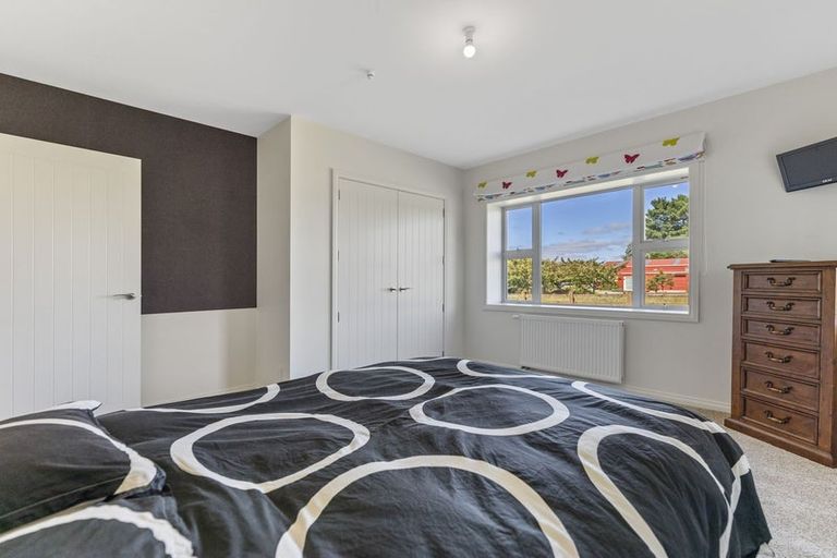 Photo of property in 100 Wingatui Road, Mosgiel, 9024
