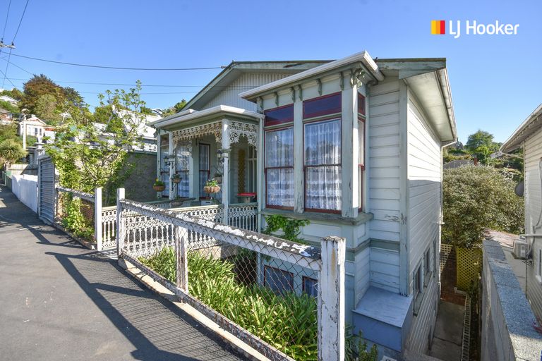 Photo of property in 6 Macbeth Street, Caversham, Dunedin, 9012