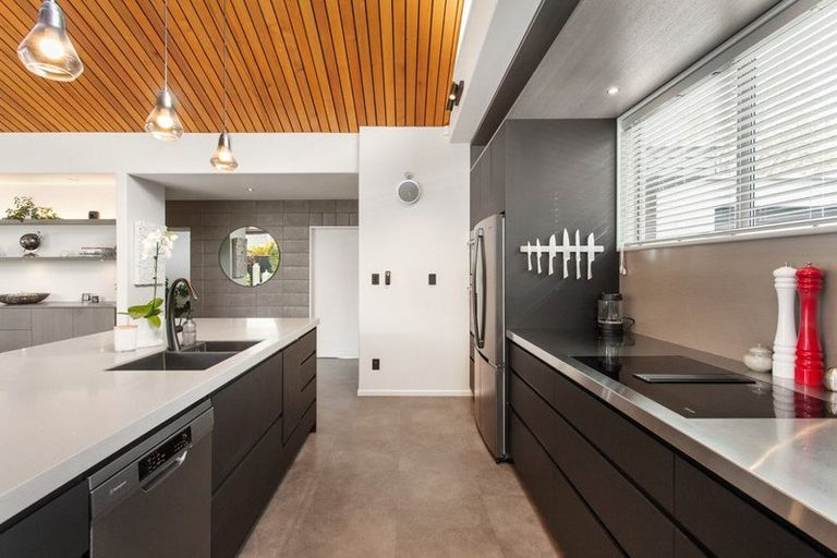 Photo of property in 26 Riverwood Boulevard, Redwood, Christchurch, 8051