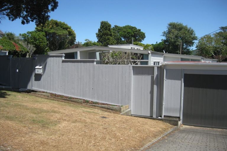 Photo of property in 15 Fancourt Street, Karori, Wellington, 6012