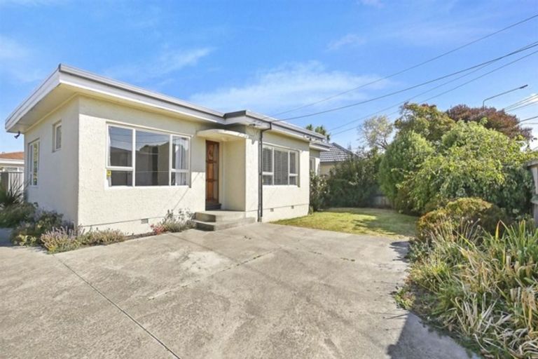 Photo of property in 46 New Brighton Road, Shirley, Christchurch, 8061