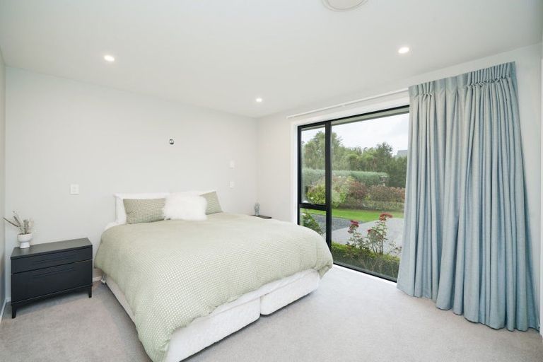 Photo of property in 18 Ruru Avenue, Otatara, Invercargill, 9879