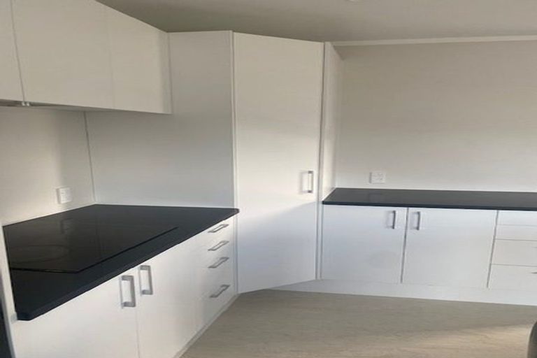 Photo of property in 26 Ranui Avenue, Ranui, Auckland, 0612