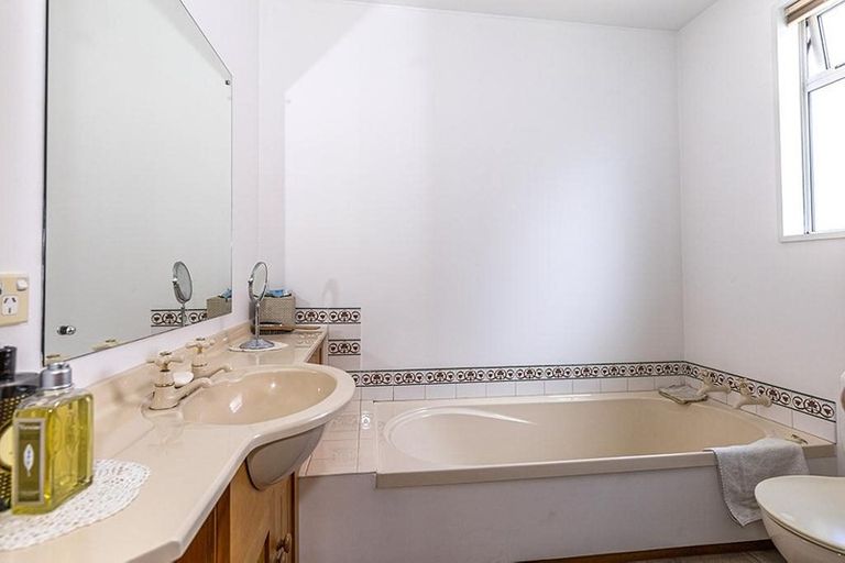 Photo of property in 4a Collingwood Street, Highfield, Timaru, 7910