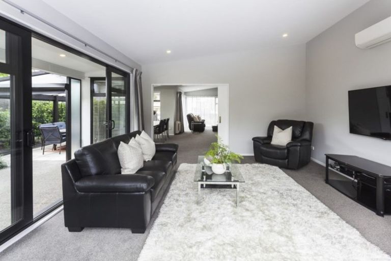 Photo of property in 35 Mcdougall Avenue, St Albans, Christchurch, 8014