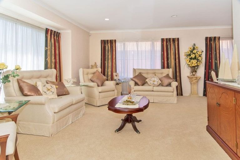 Photo of property in 50 Blackwood Drive, Wattle Downs, Auckland, 2103