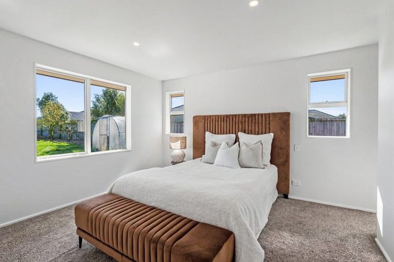 Photo of property in 5 Jozecom Place, Rolleston, 7614