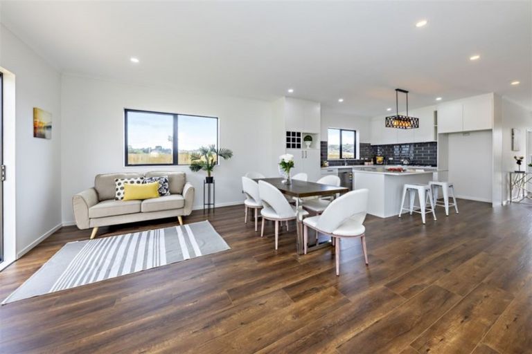 Photo of property in 3 Paripari Street, Flat Bush, Auckland, 2019