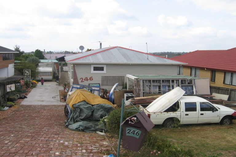 Photo of property in 246 Wairau Road, Glenfield, Auckland, 0627