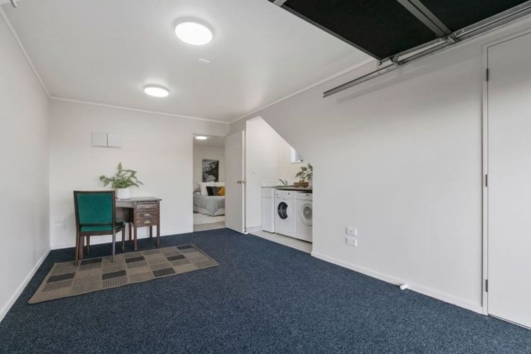 Photo of property in 5/61 The Avenue, Albany, Auckland, 0632