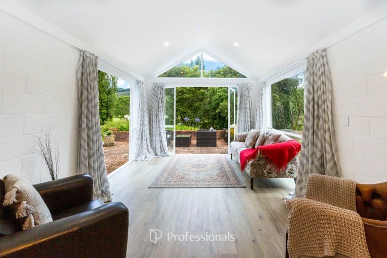 Photo of property in 20 Barton Road, Heretaunga, Upper Hutt, 5018