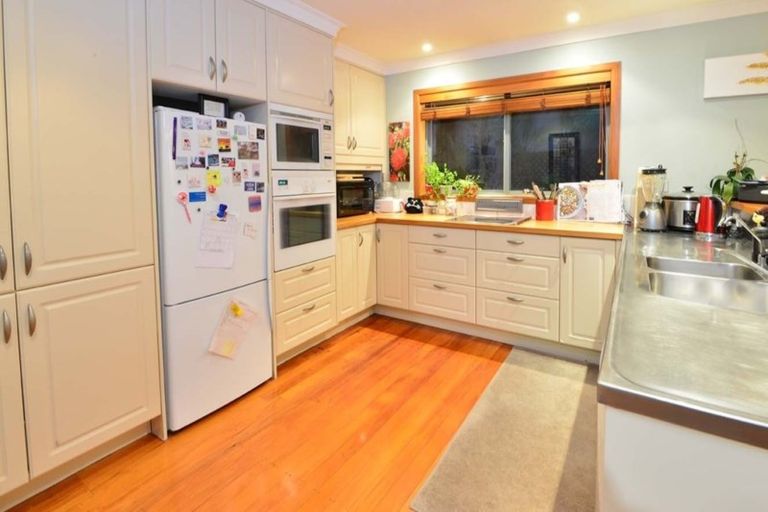 Photo of property in 26 Fenwick Crescent, Hillcrest, Hamilton, 3216