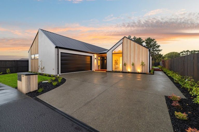 Photo of property in 48 Georgina Street, Marshland, Christchurch, 8083