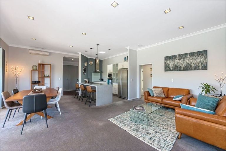 Photo of property in 11 Burwood Terrace, Gulf Harbour, Whangaparaoa, 0930