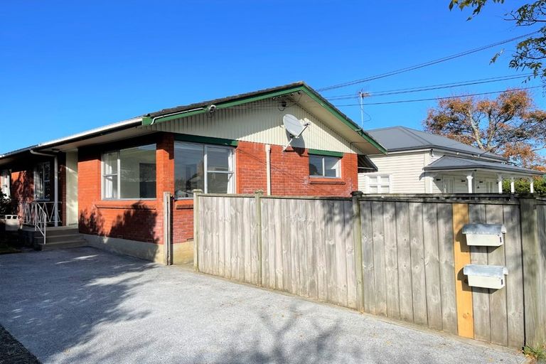 Photo of property in 1/23 Mozeley Avenue, Devonport, Auckland, 0624