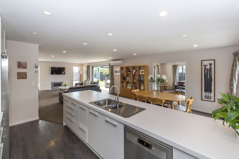 Photo of property in 14 Bayliss Drive, Kaiapoi, 7630