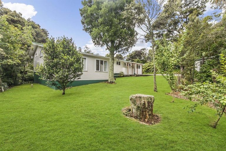 Photo of property in 1/24 Albany Highway, Greenhithe, Auckland, 0632