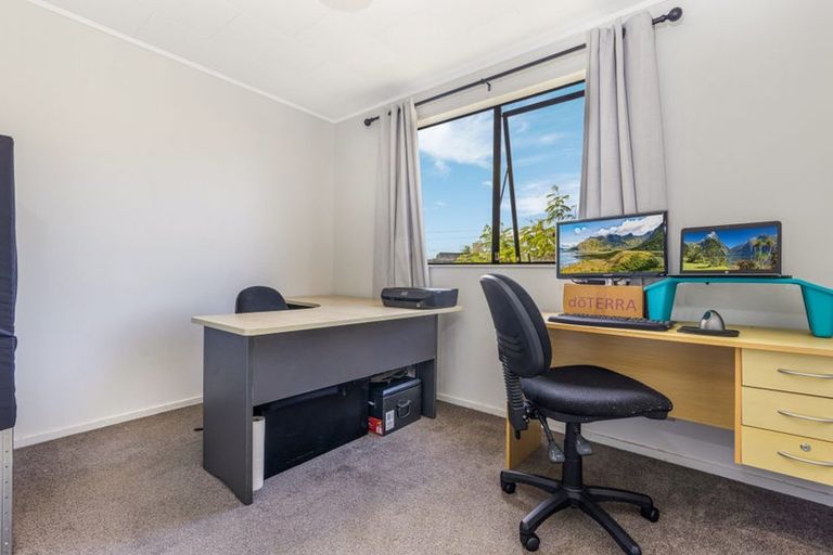 Photo of property in 7d Collingwood Road, Waiuku, 2123