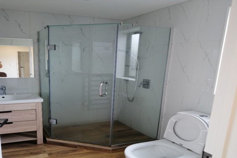 Photo of property in 89 Rosedale Road, Pinehill, Auckland, 0632