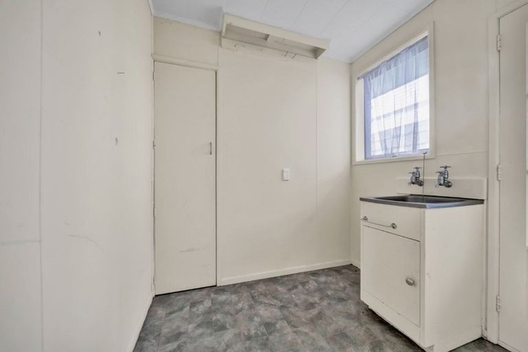 Photo of property in 153a Saint Aubyn Street, New Plymouth, 4310