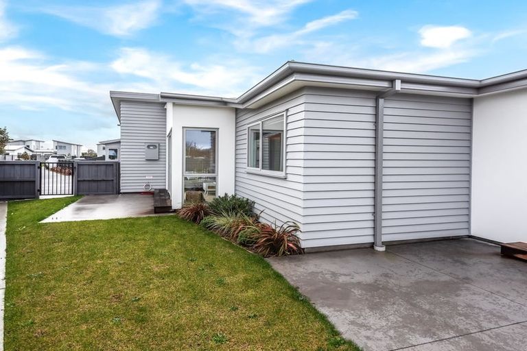 Photo of property in 29 Kakapo Lane, Redwood, Christchurch, 8051