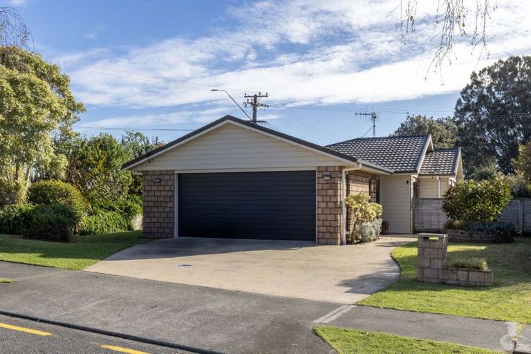 Photo of property in 1a Stella Court, Paraparaumu, 5032
