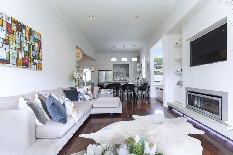 Photo of property in 43 Anglesea Street, Renwick, 7204