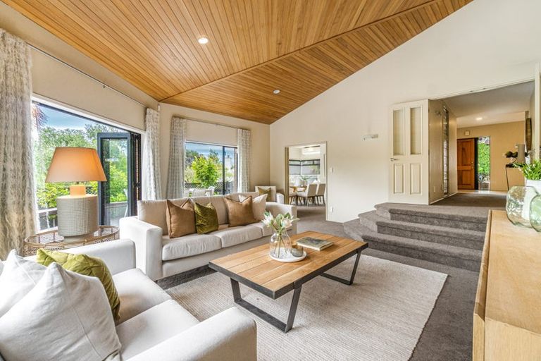 Photo of property in 73m Park Rise, Campbells Bay, Auckland, 0630