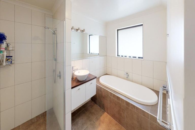 Photo of property in 16 Masefield Terrace, Kelvin Grove, Palmerston North, 4414