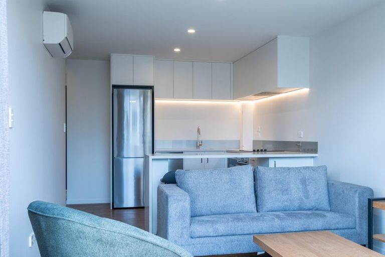 Photo of property in 14 Te Puketoka Lane, Mangere, Auckland, 2022