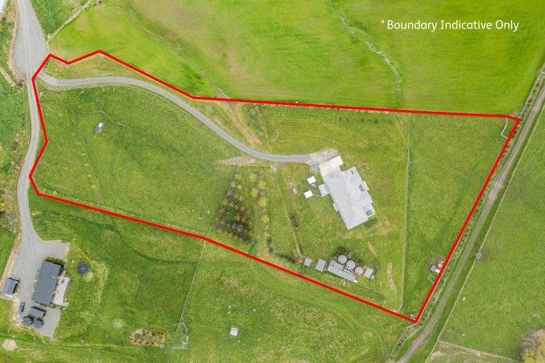 Photo of property in 52 Highlands Drive, Waipawa, 4210